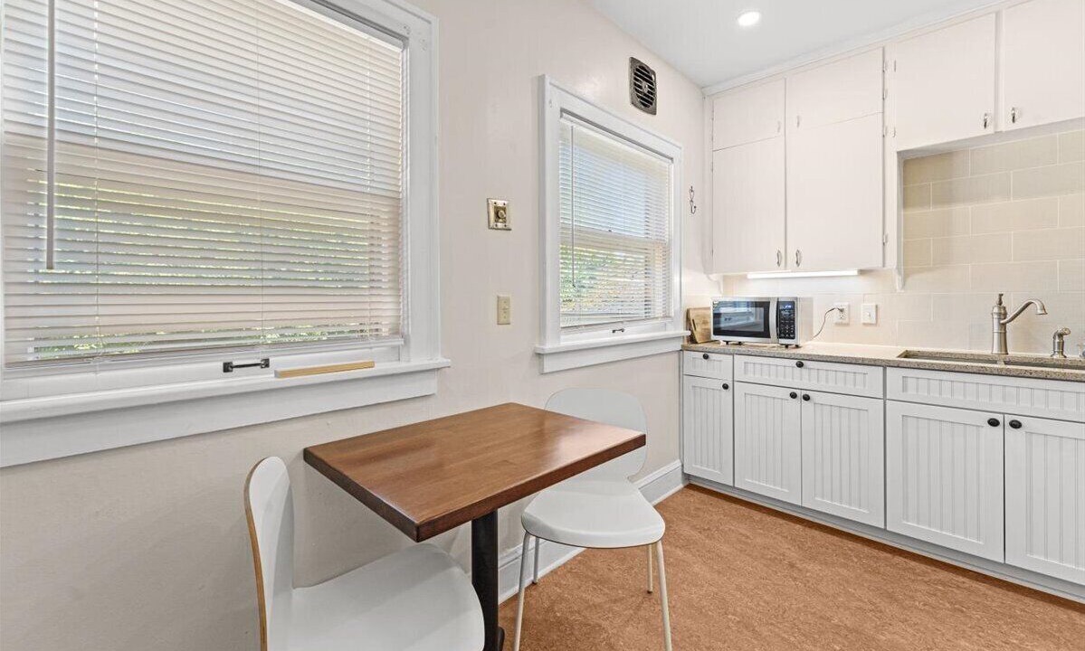 Photo of Others in Irvington