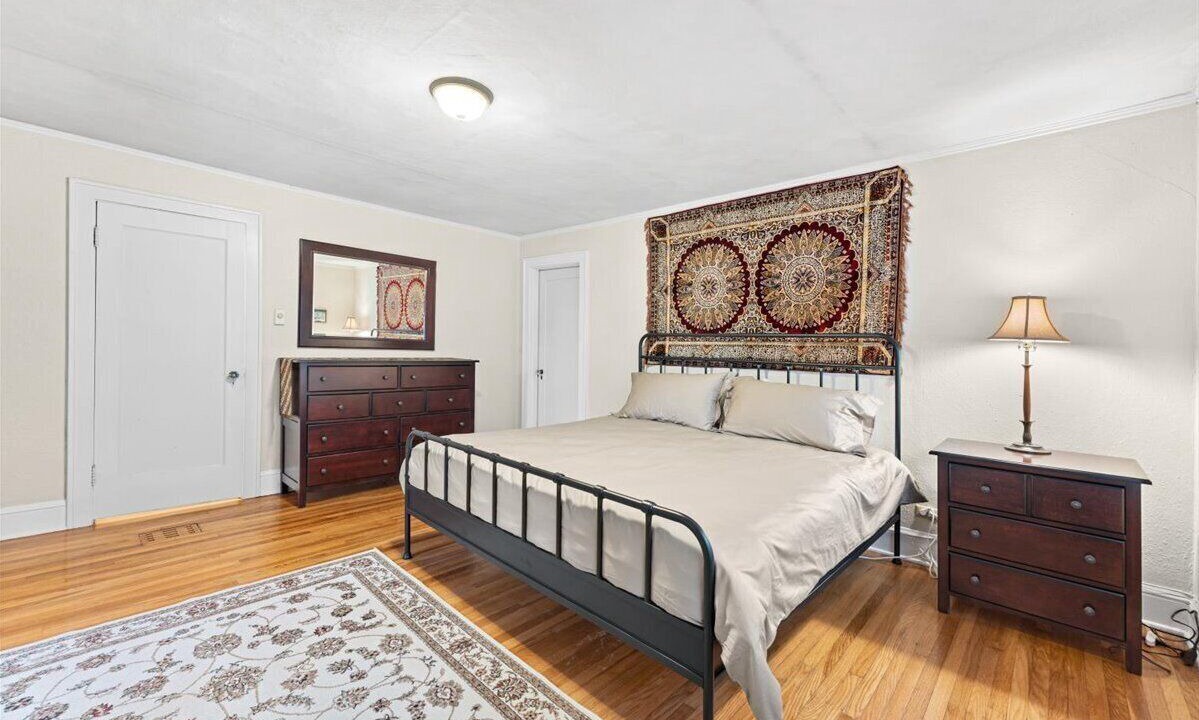 Photo of Bedroom in Irvington