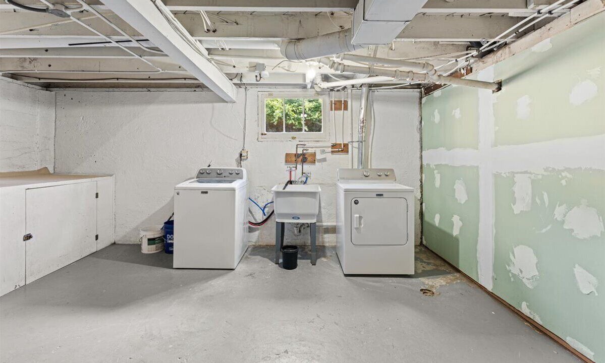 Photo of Others in Irvington