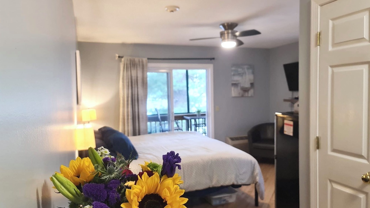 Photo of Bedroom in Winnisquam