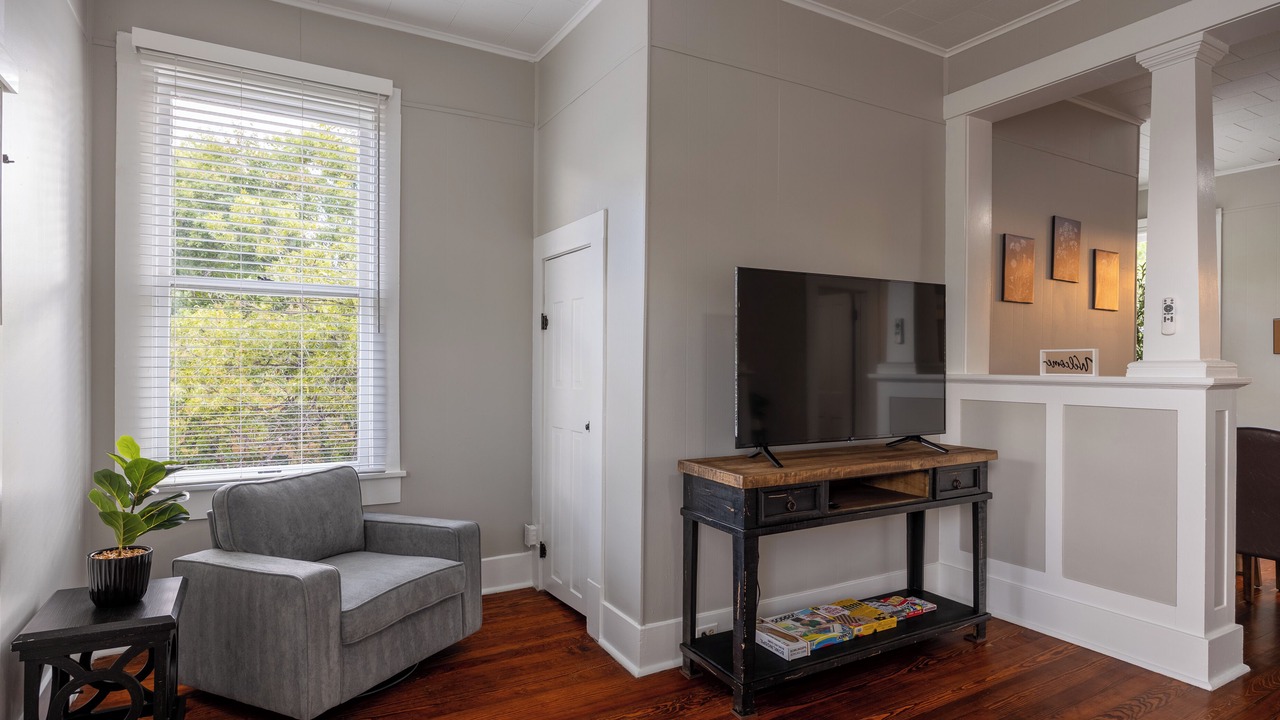Photo of Livingroom in Arsenal
