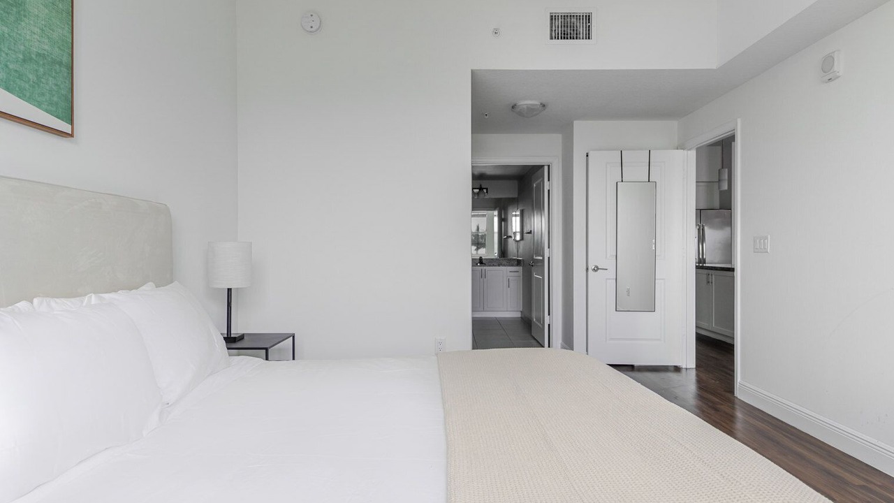 Photo of Bedroom in Miramar