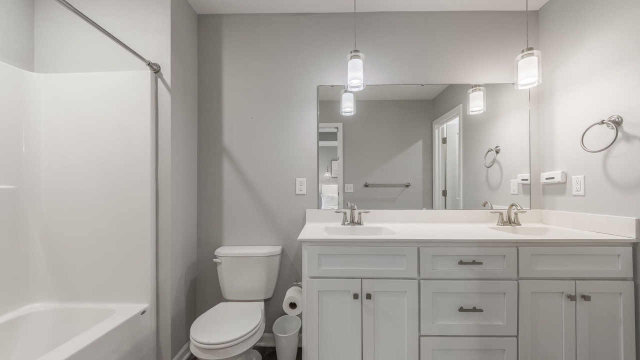 Photo of Bathroom in Grandview