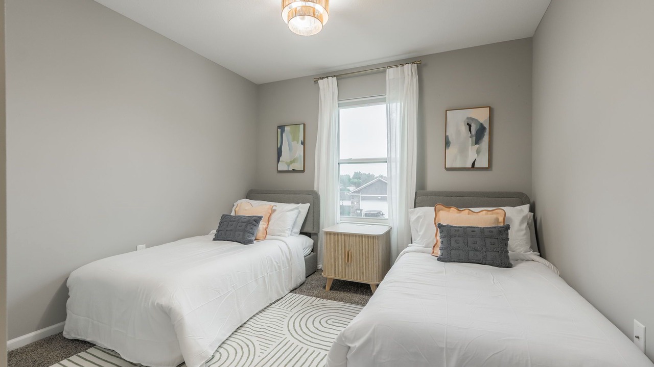 Photo of Bedroom in Grandview