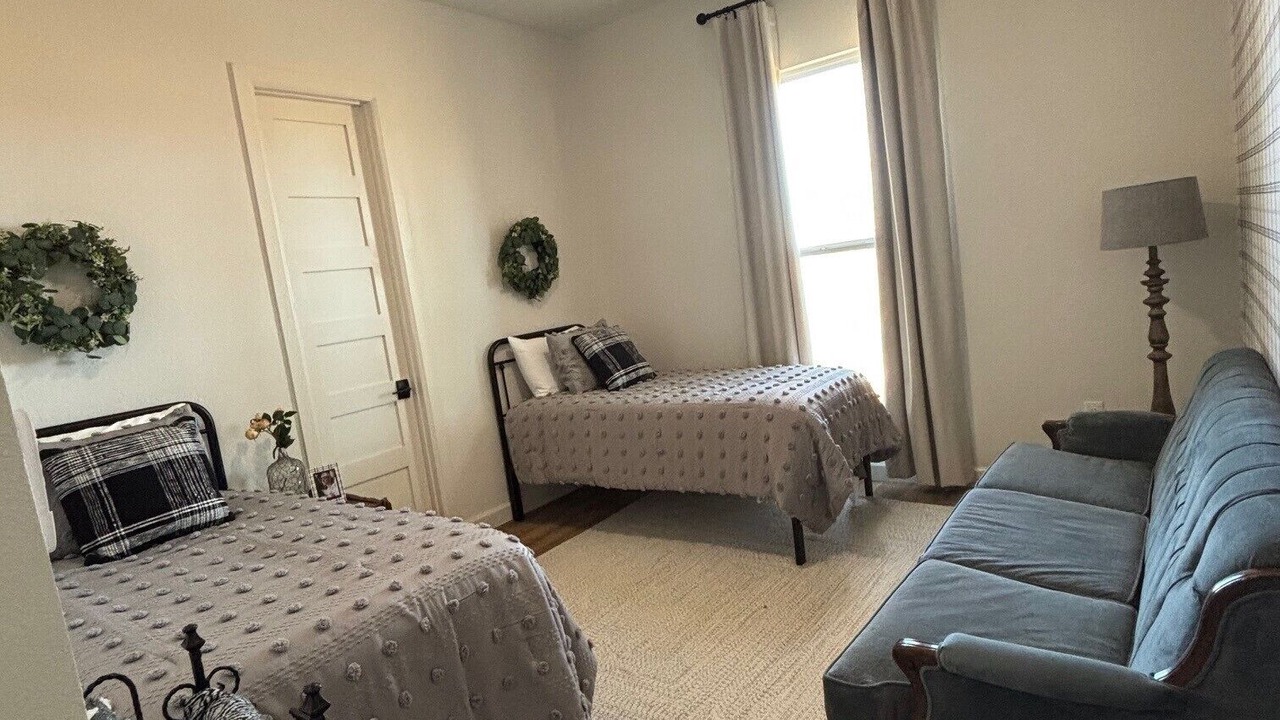 Photo of Bedroom in Weston