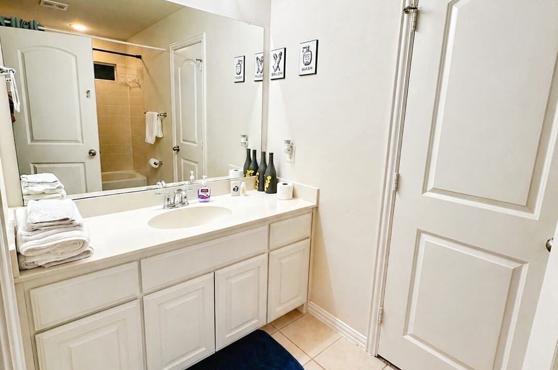 Photo of Bathroom in Original Town
