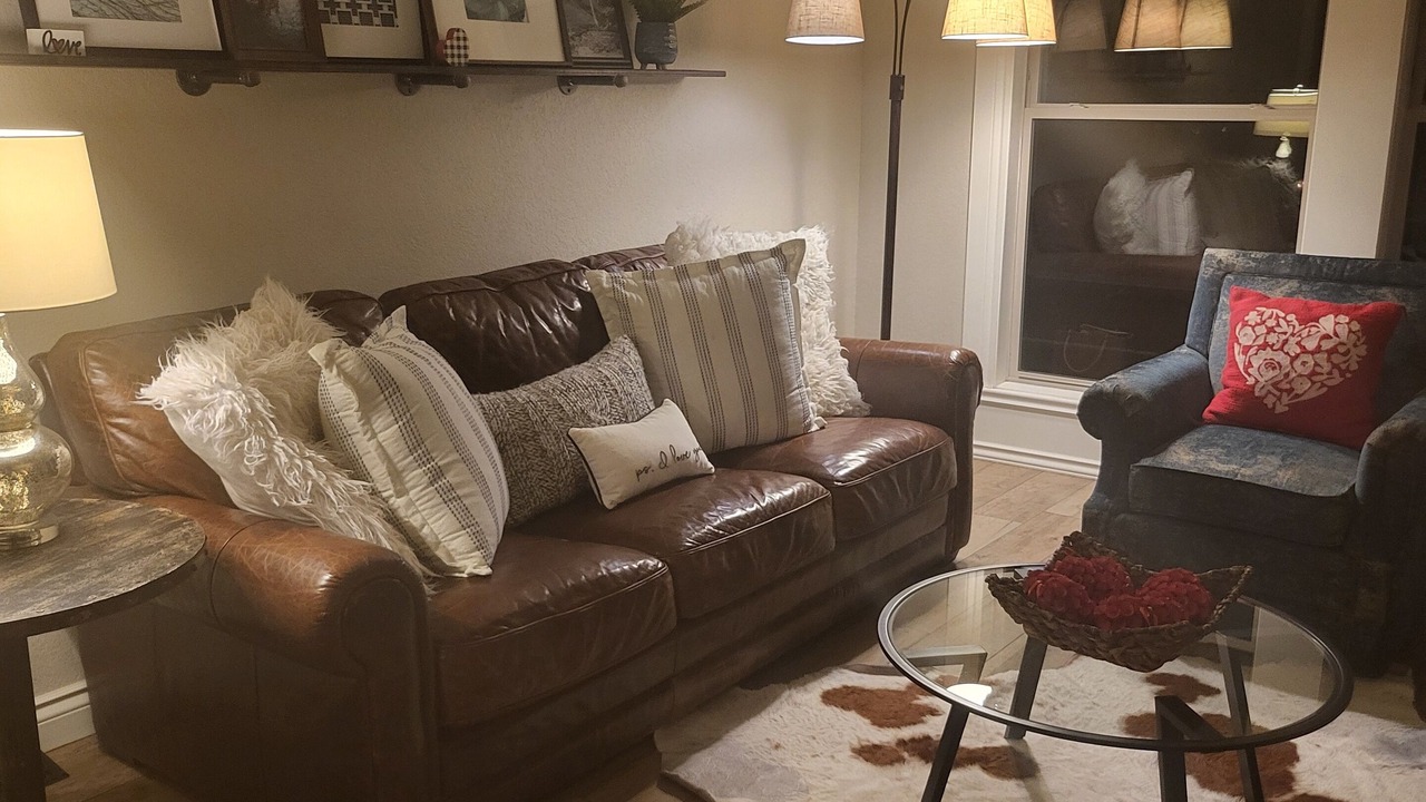 Photo of Livingroom in Edmond