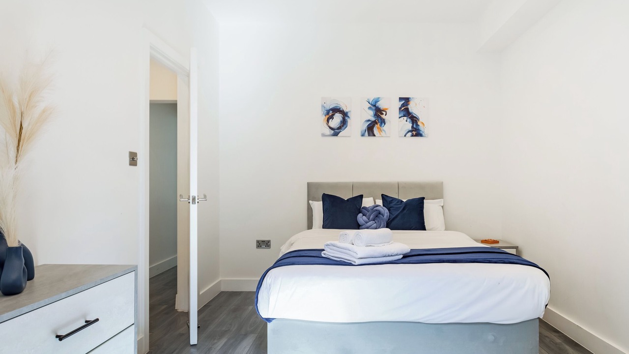 Photo of Others in Kilburn