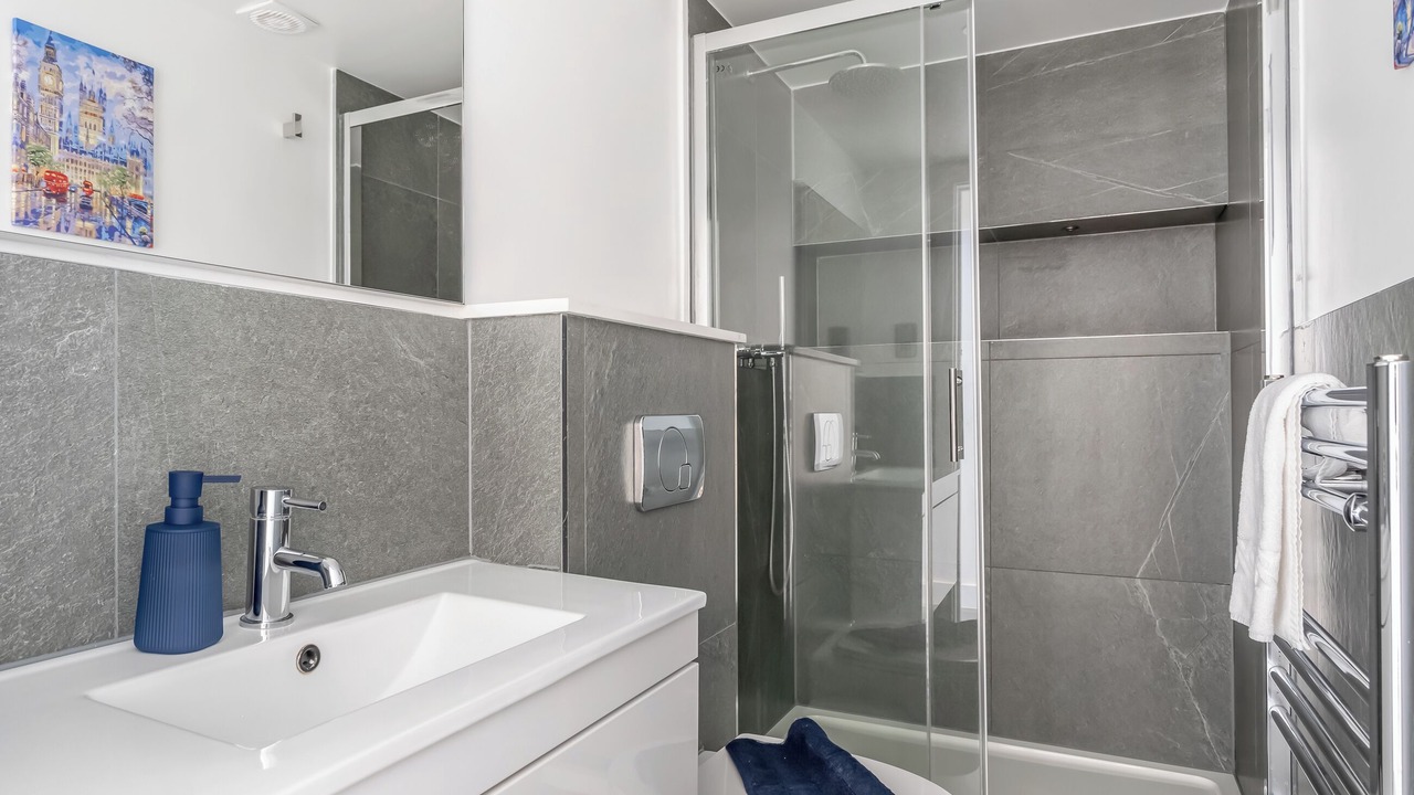 Photo of Bathroom in Kilburn