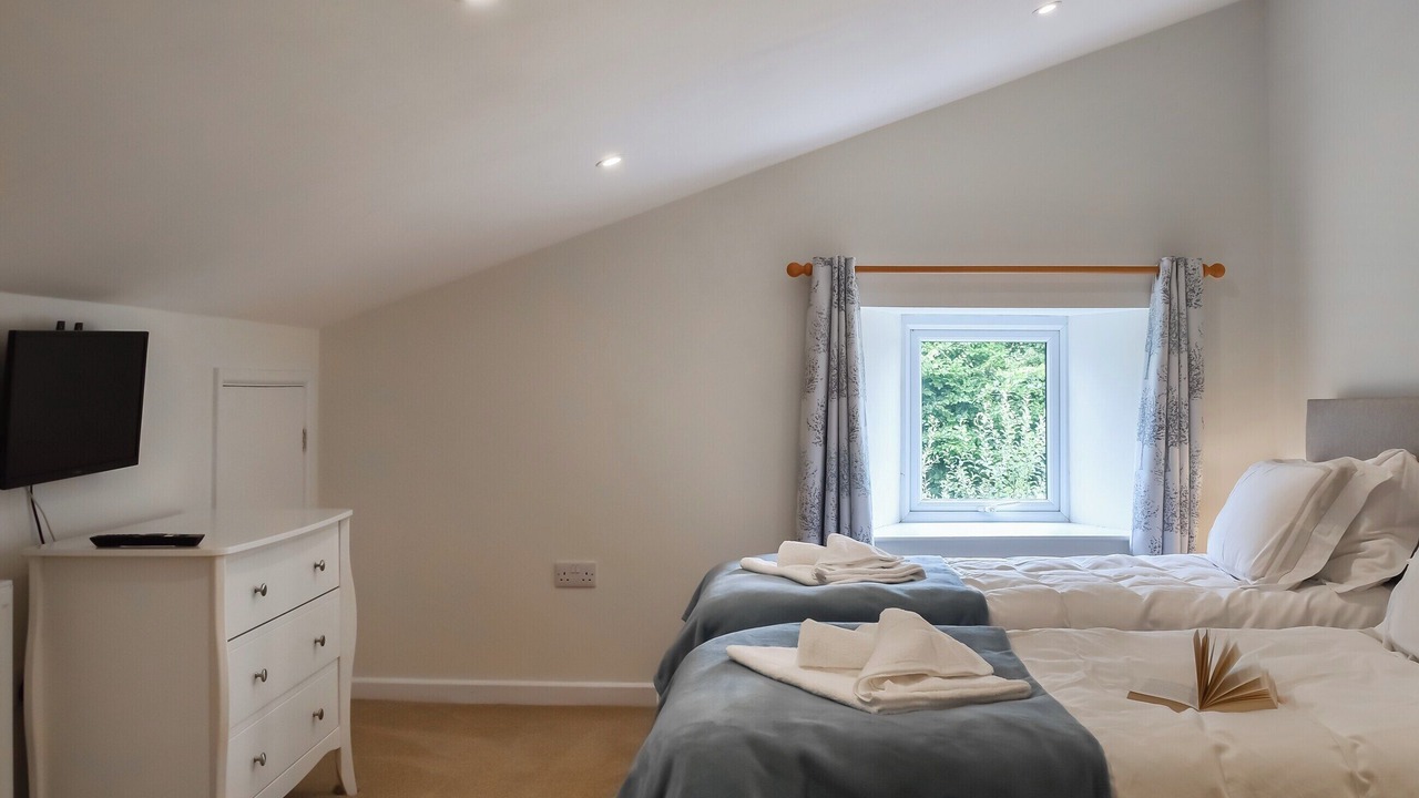 Photo of Others in Brazzacott