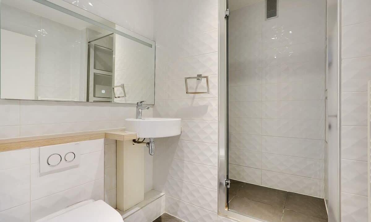 Photo of Bathroom in Vanves
