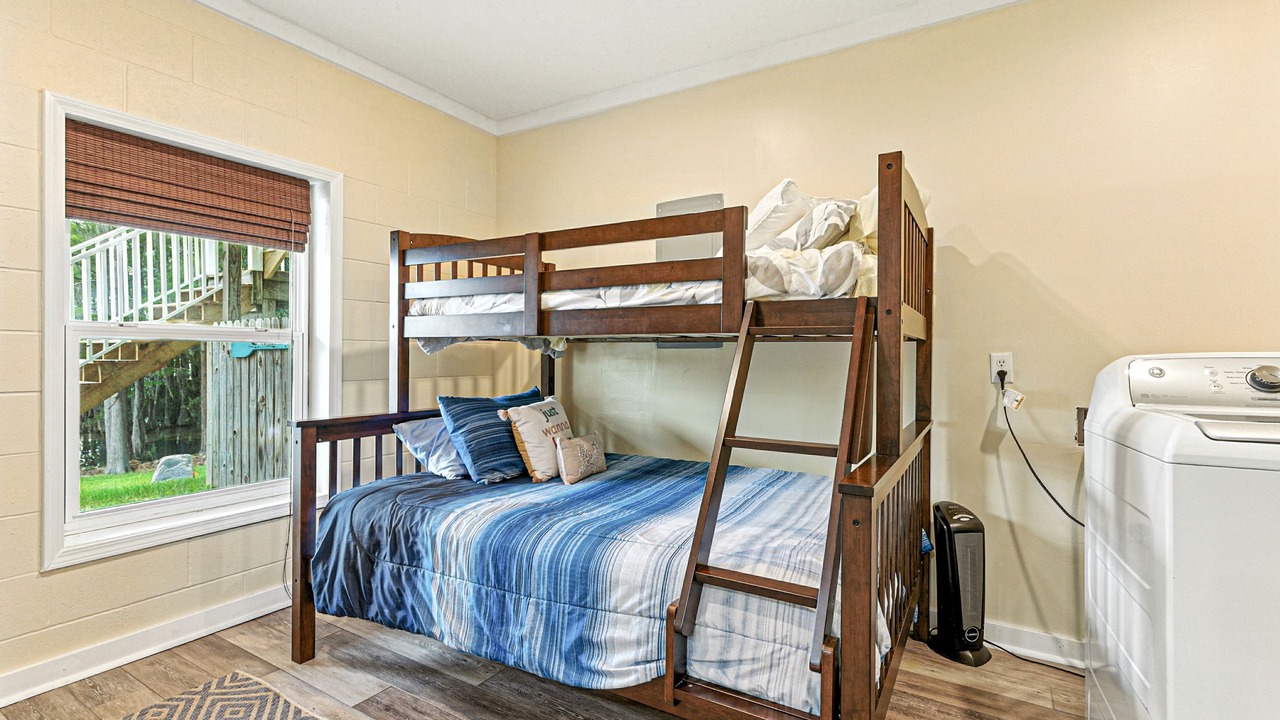 Photo of Bedroom in Marianna