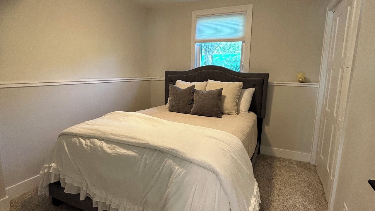 Photo of Bedroom in Panora