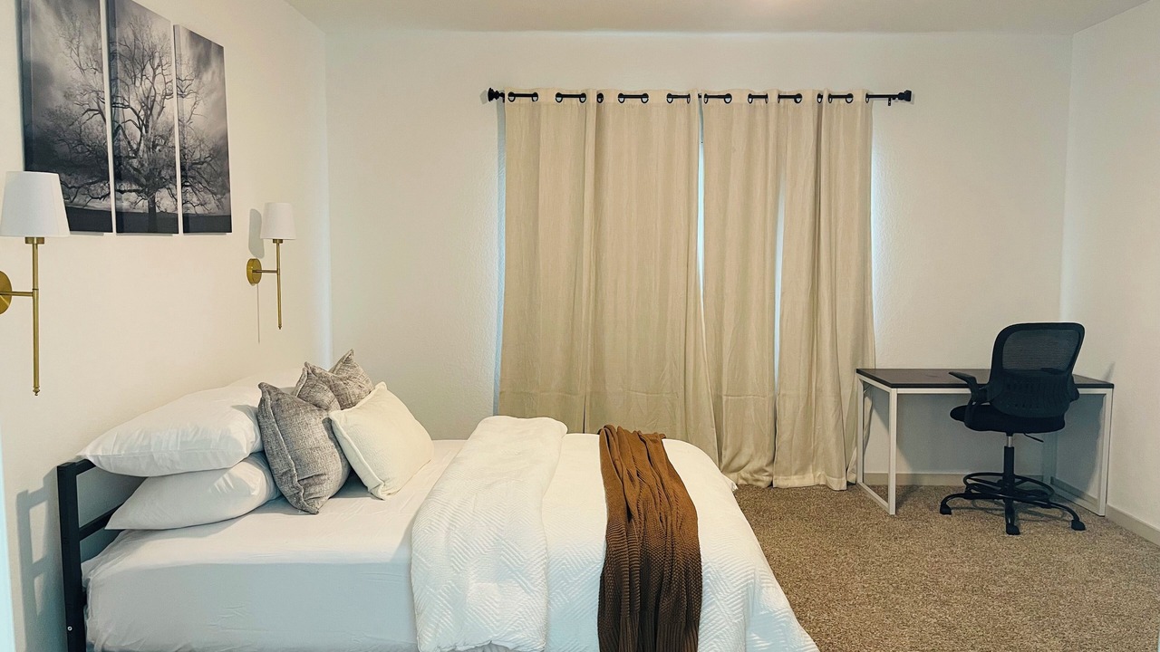 Photo of Bedroom in Clodine