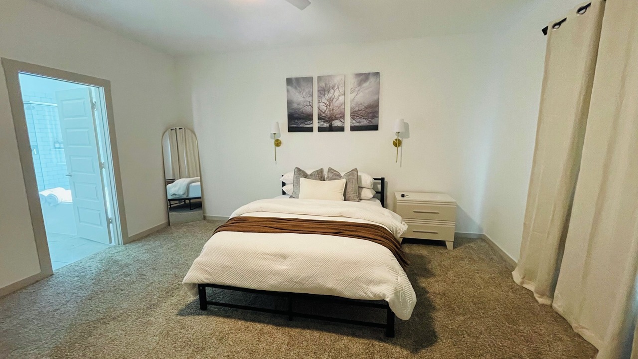 Photo of Bedroom in Clodine