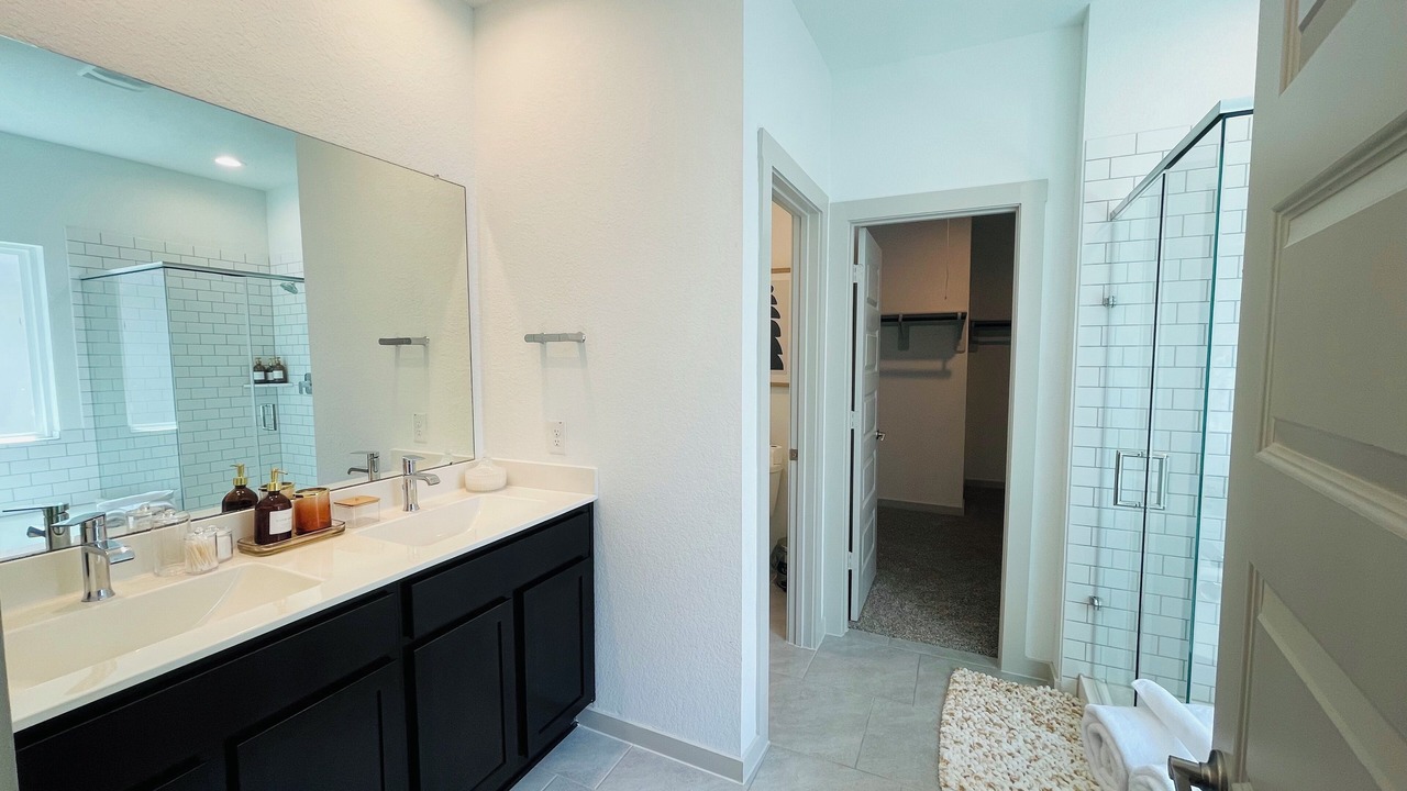 Photo of Bathroom in Clodine