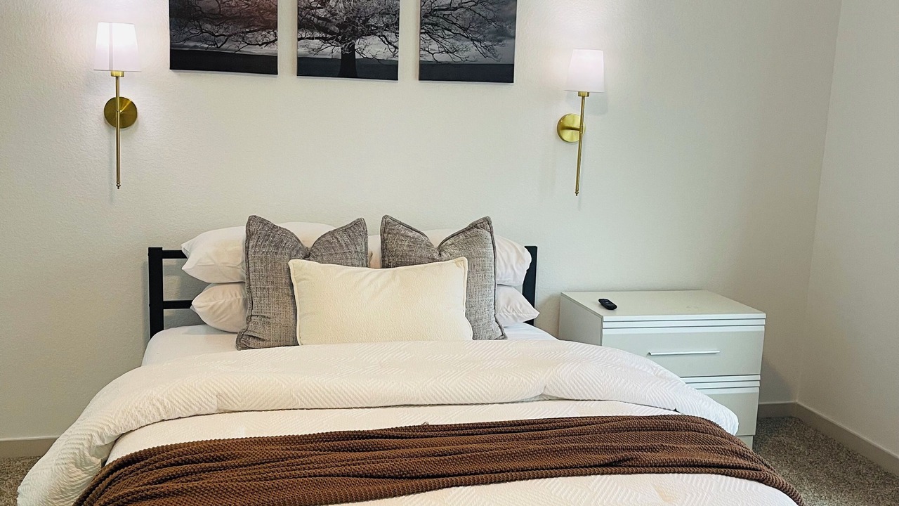 Photo of Bedroom in Clodine