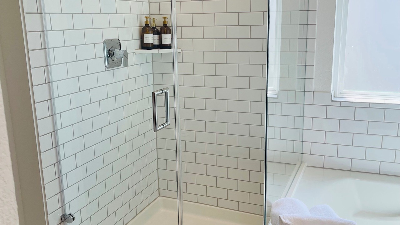 Photo of Bathroom in Clodine