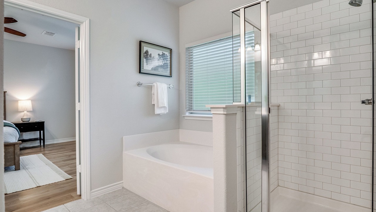 Photo of Bathroom in Benbrook