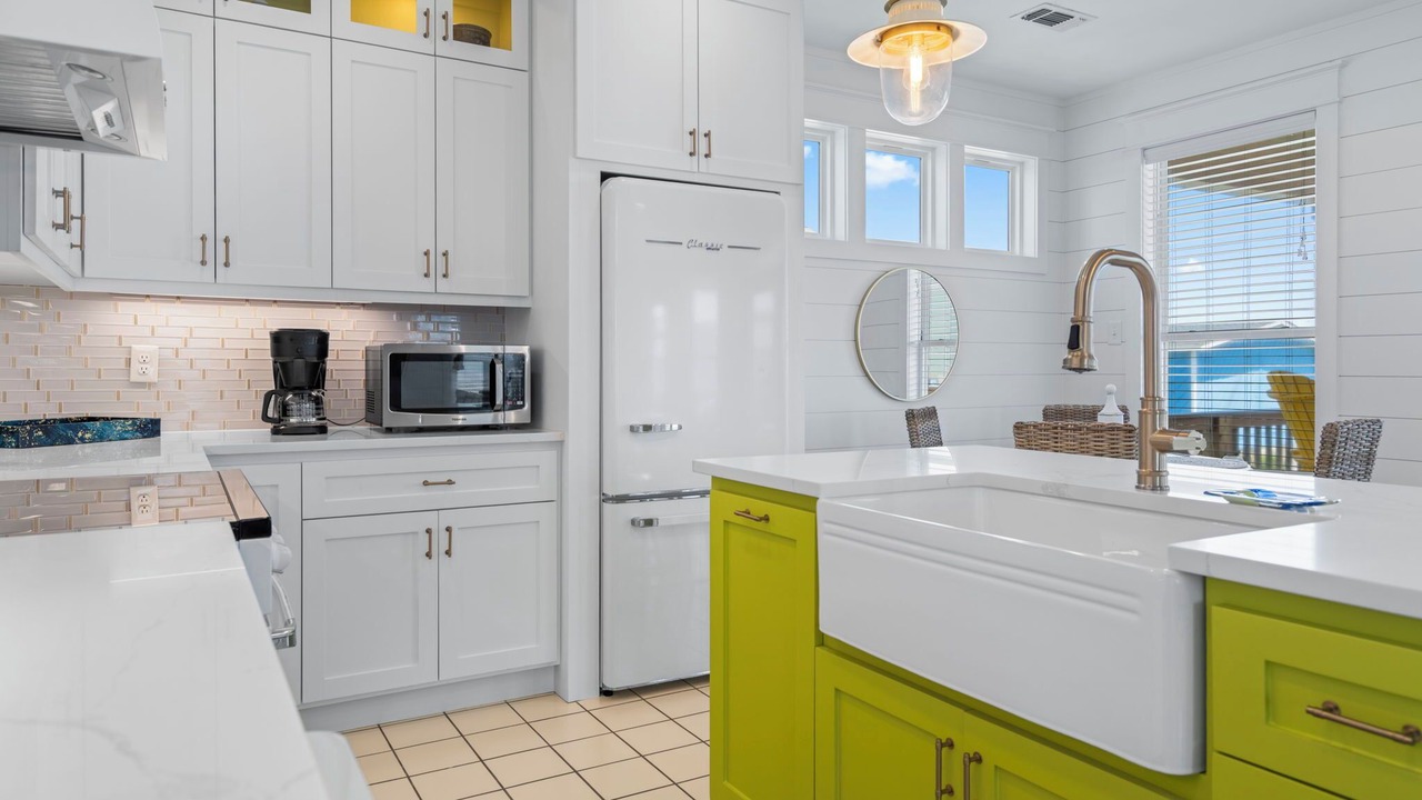 Photo of Kitchen in Terramar Beach