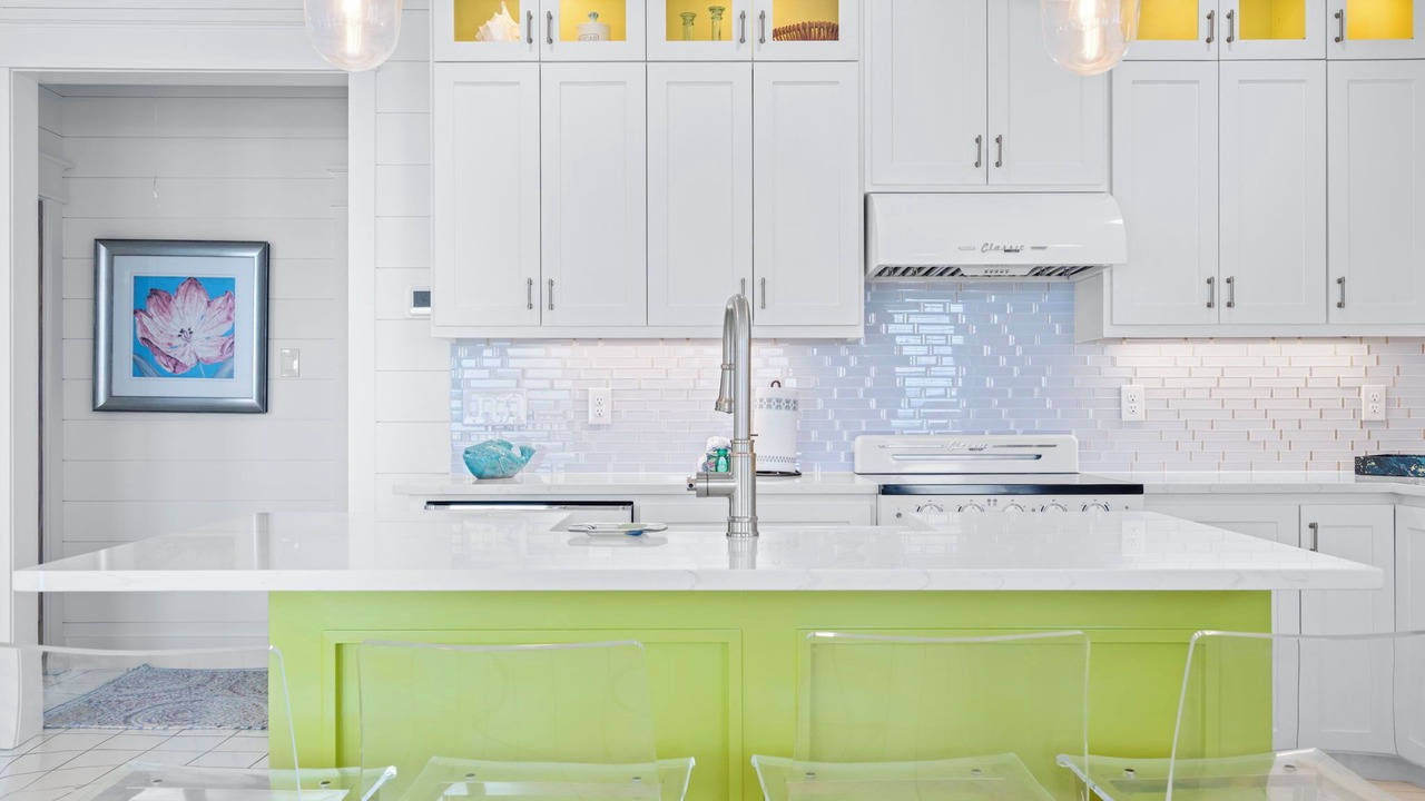 Photo of Kitchen in Terramar Beach