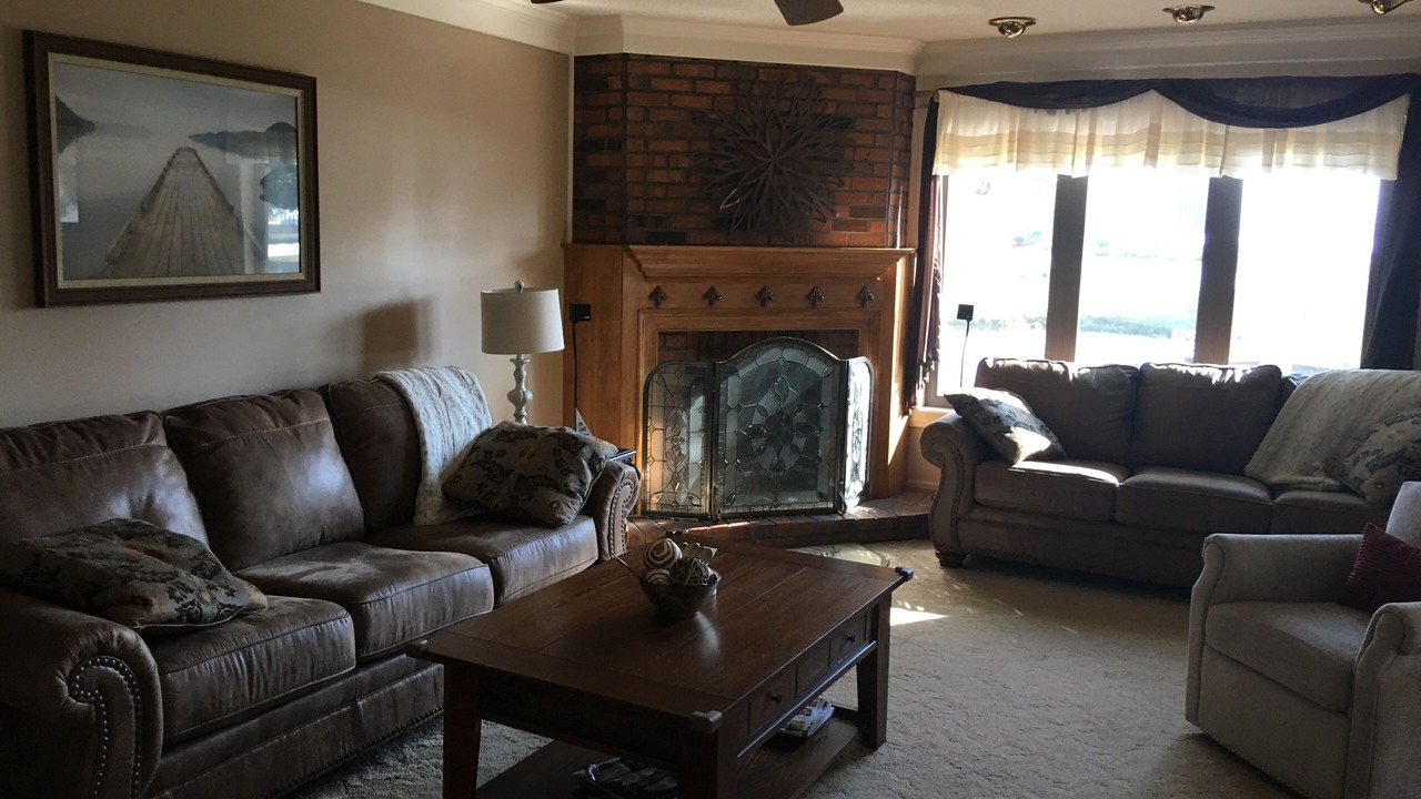 Photo of Livingroom in South Down Shores