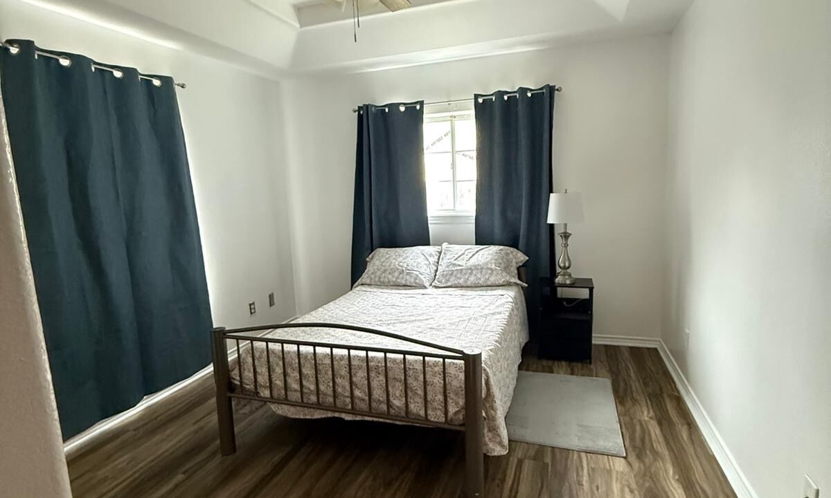 Photo of Bedroom in Alamo
