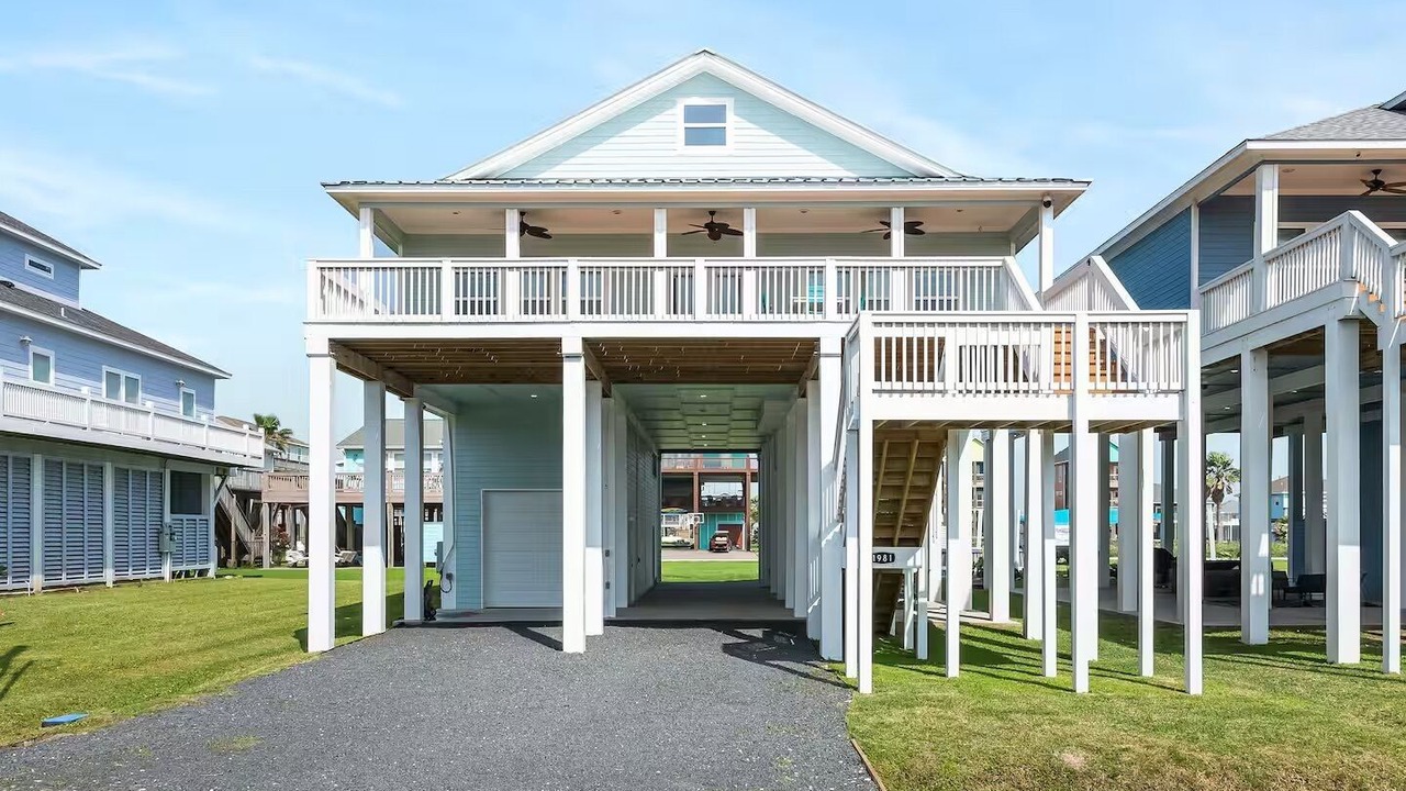 Photo of Outdoor in Crystal Beach