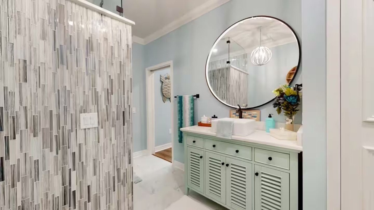 Photo of Bathroom in Crystal Beach