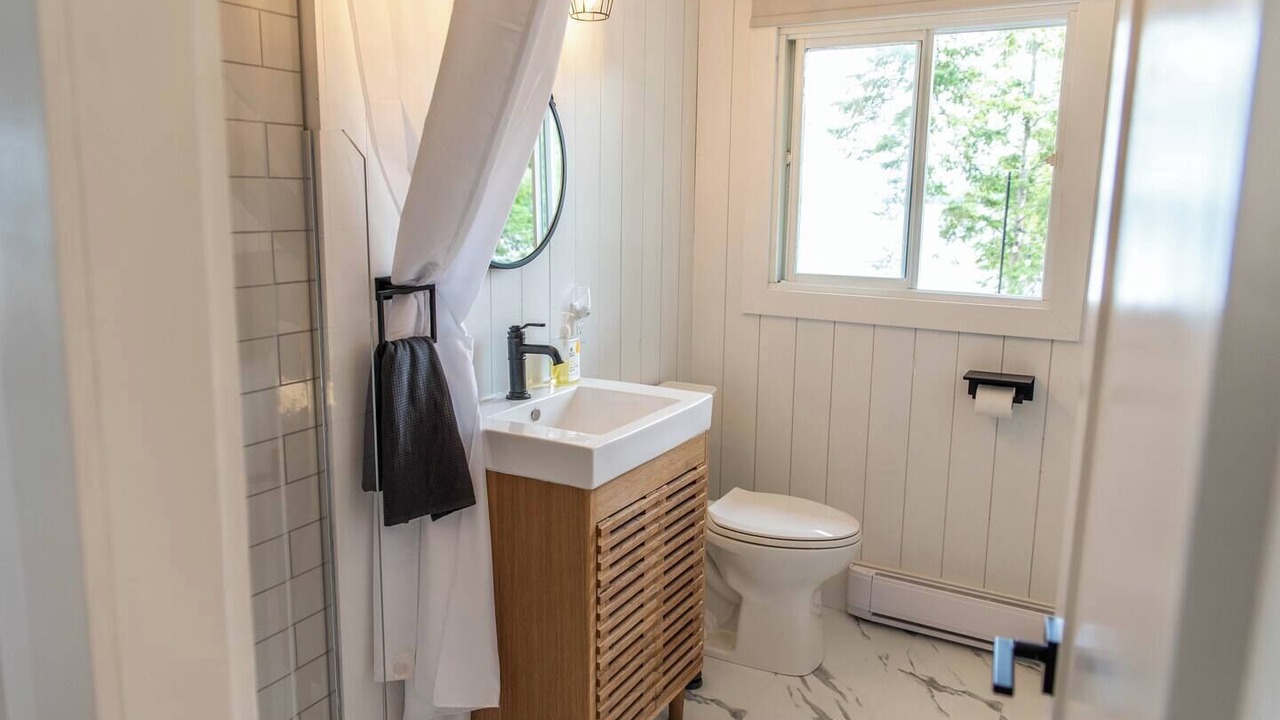 Photo of Bathroom in Rideau Lakes