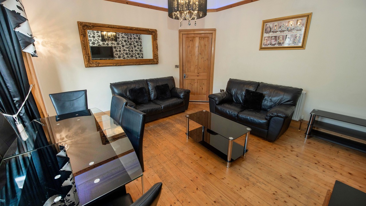 Photo of Livingroom in Newhaven