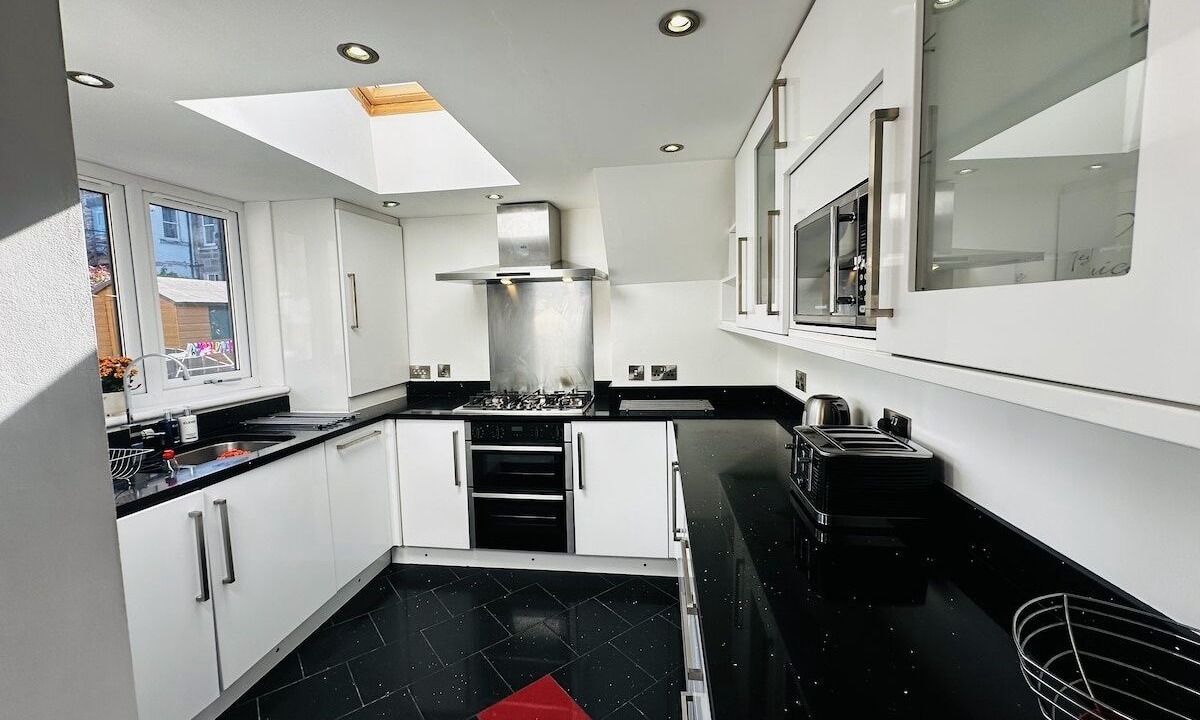 Photo of Kitchen in Newhaven