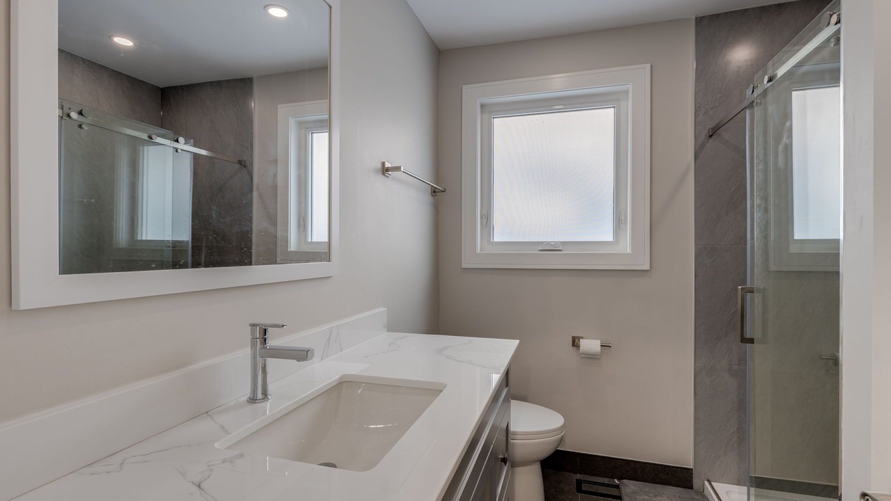 Photo of Bathroom in Newtonbrook