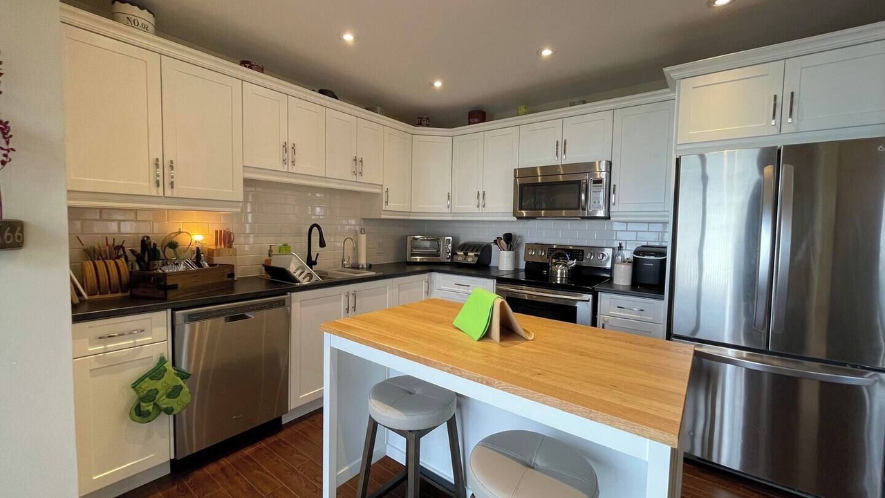 Photo of Kitchen in Carrying Place
