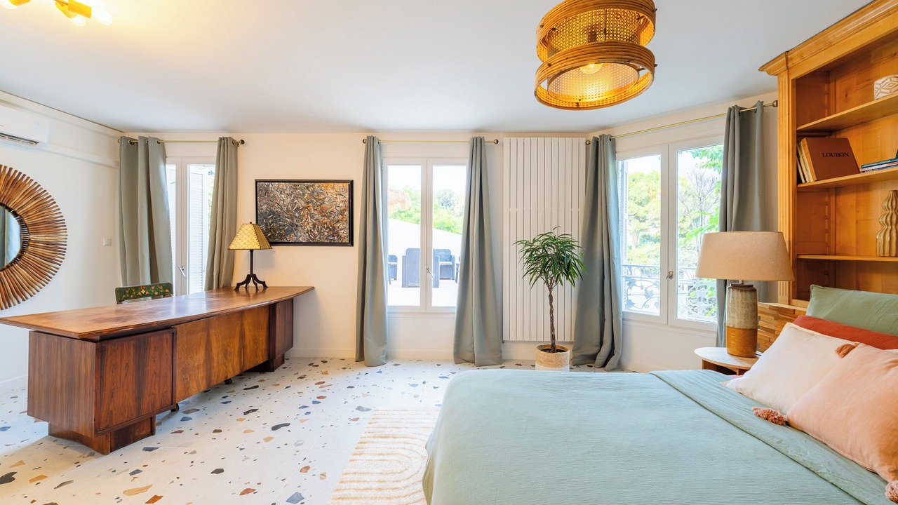 Photo of Bedroom in Endoume