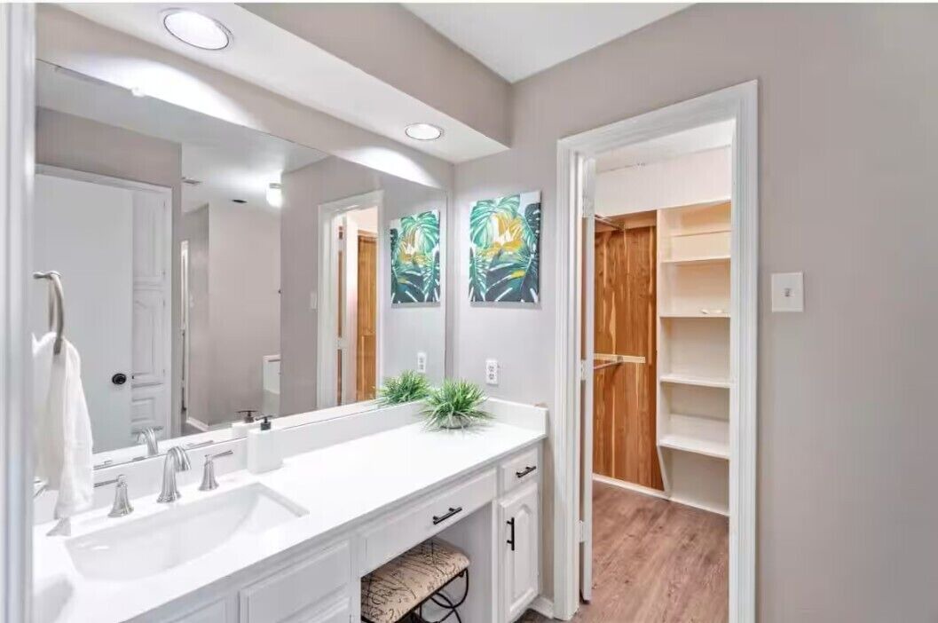 Photo of Bathroom in Southwest Carrollton