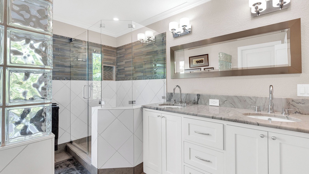 Photo of Bathroom in Spicewood