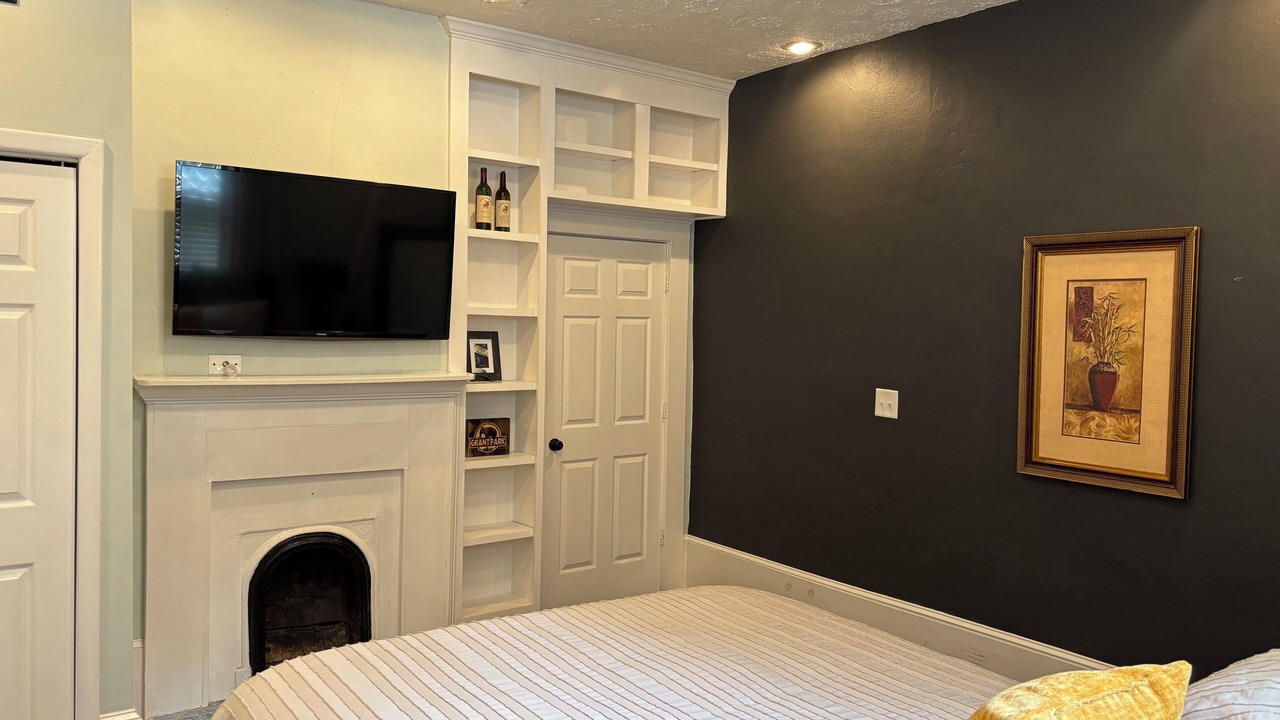 Photo of Bedroom in East Side