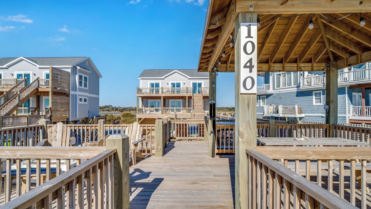 Photo of Patio Balcony in North Topsail Beach