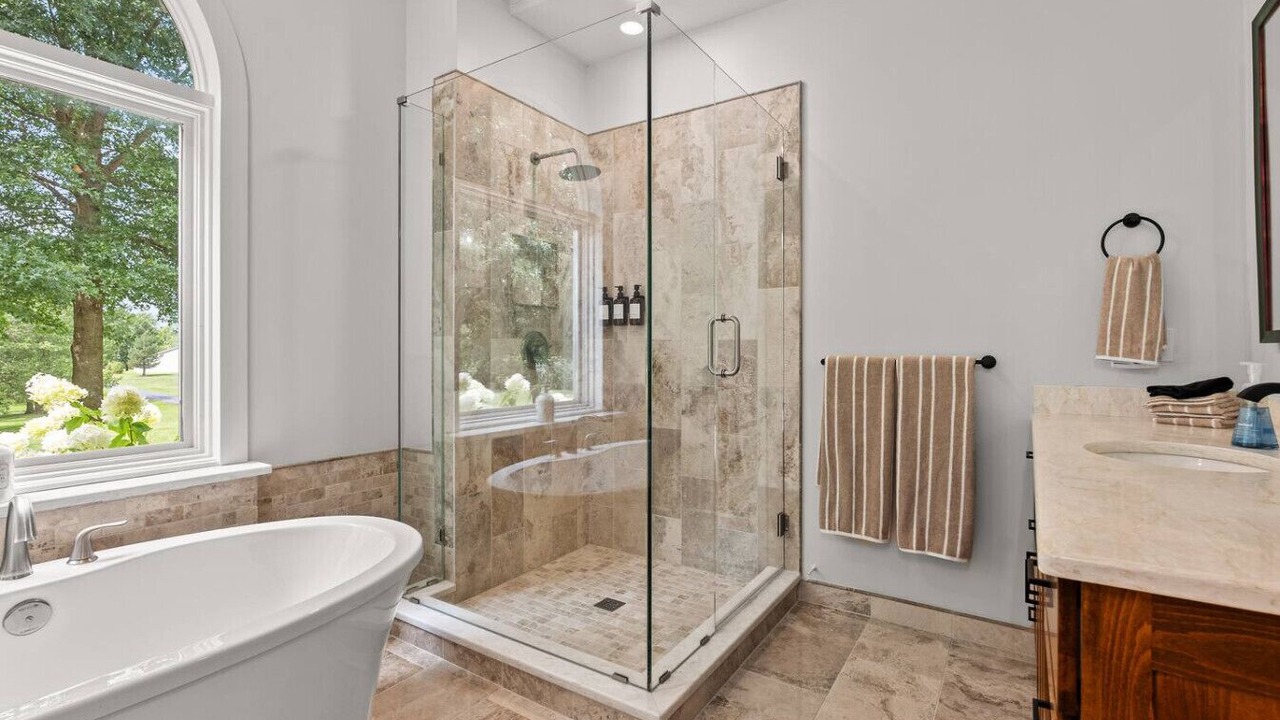 Photo of Bathroom in Lee's Summit