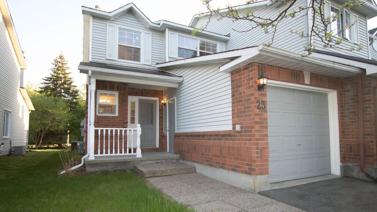 Photo of Outdoor in Kanata Lakes - Marchwood Lakeside - Morgan's Grant - Kanata
