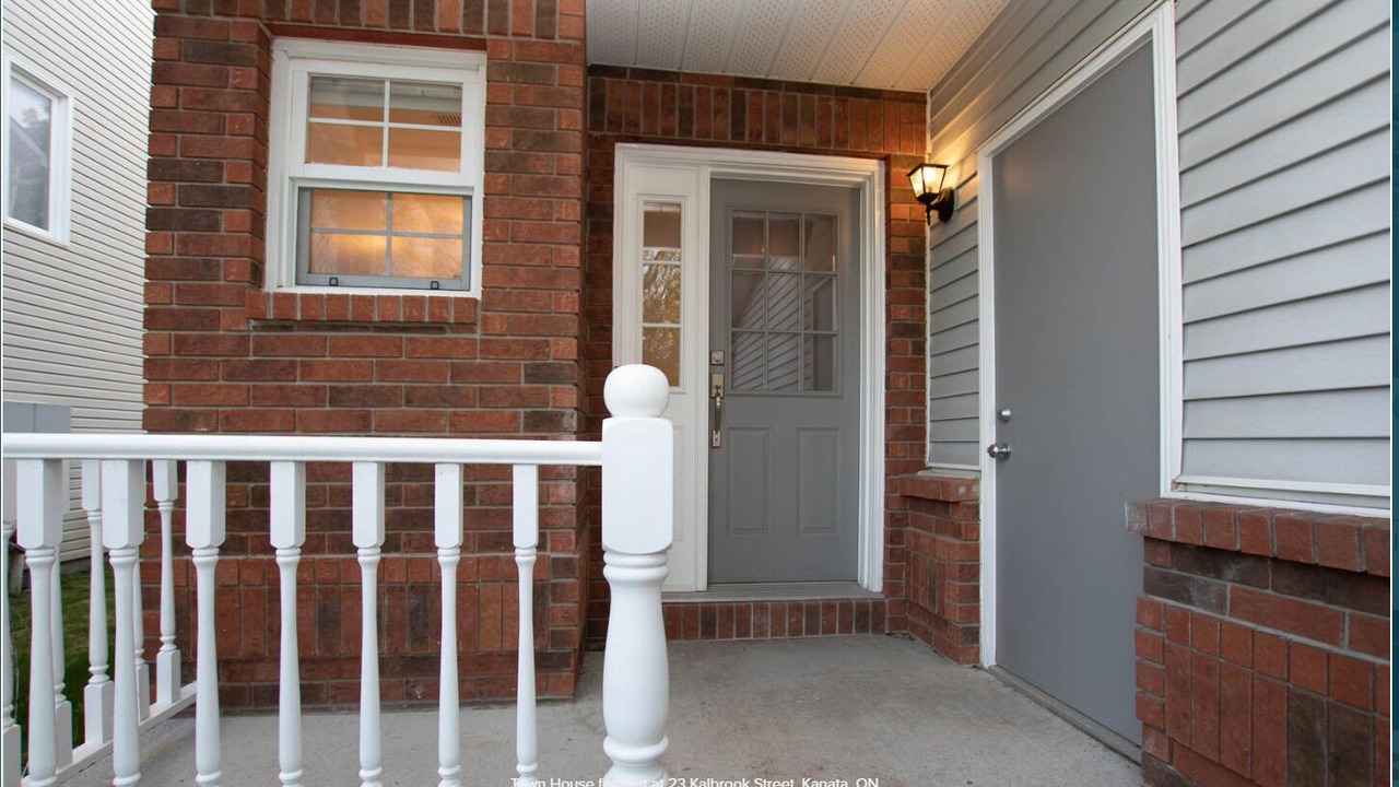 Photo of Outdoor in Kanata Lakes - Marchwood Lakeside - Morgan's Grant - Kanata