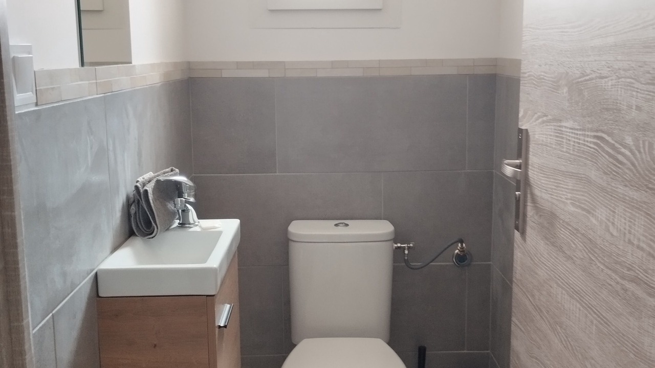 Photo of Bathroom in Felines-Minervois