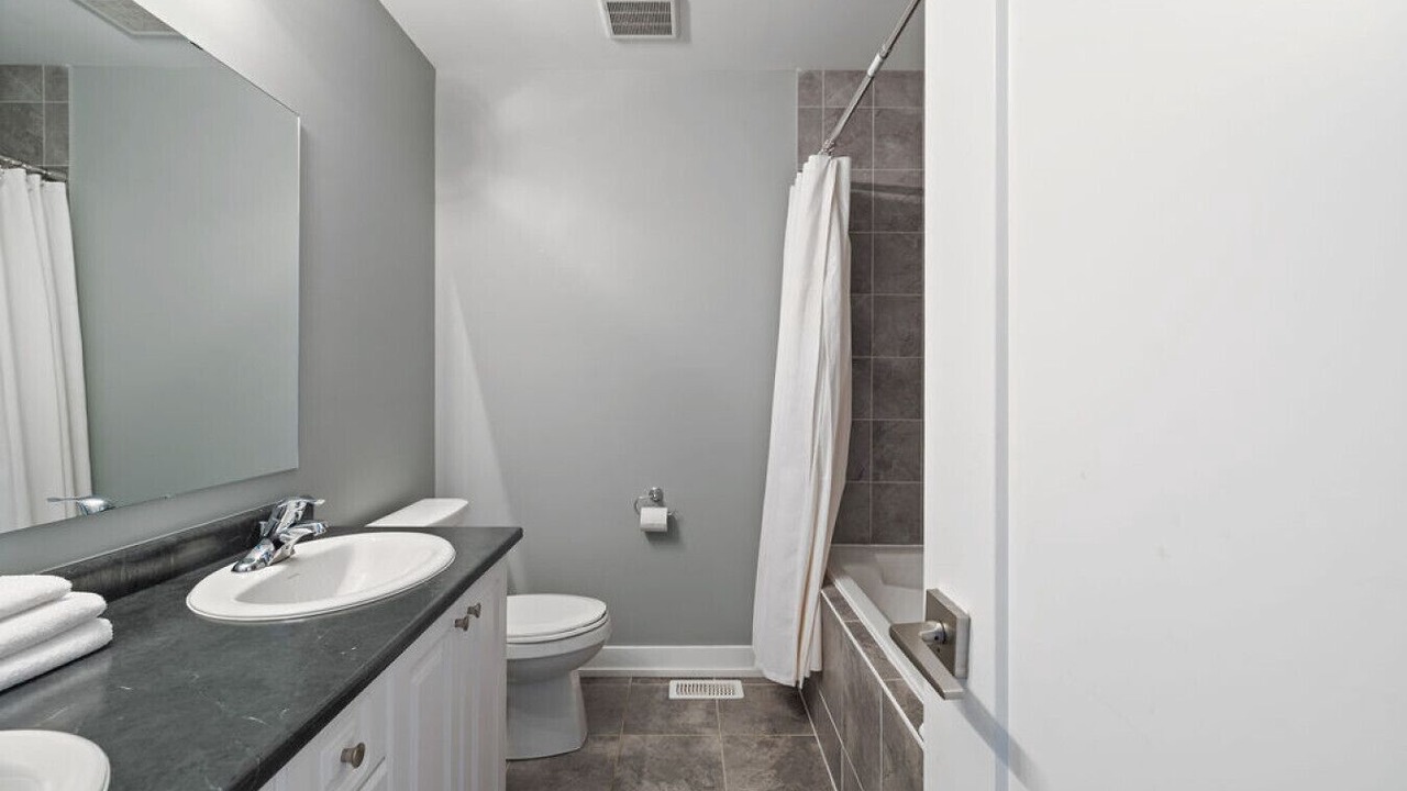 Photo of Bathroom in The Blue Mountains