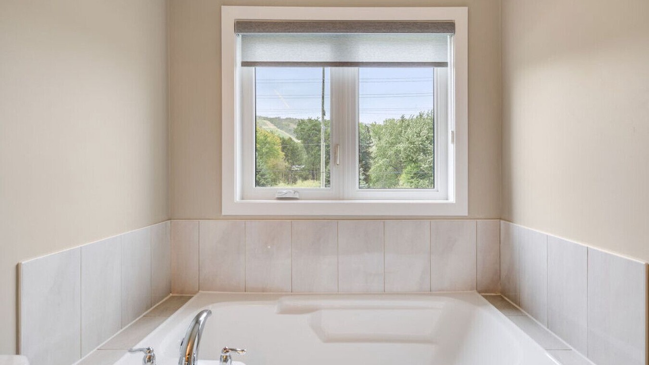 Photo of Bathroom in The Blue Mountains