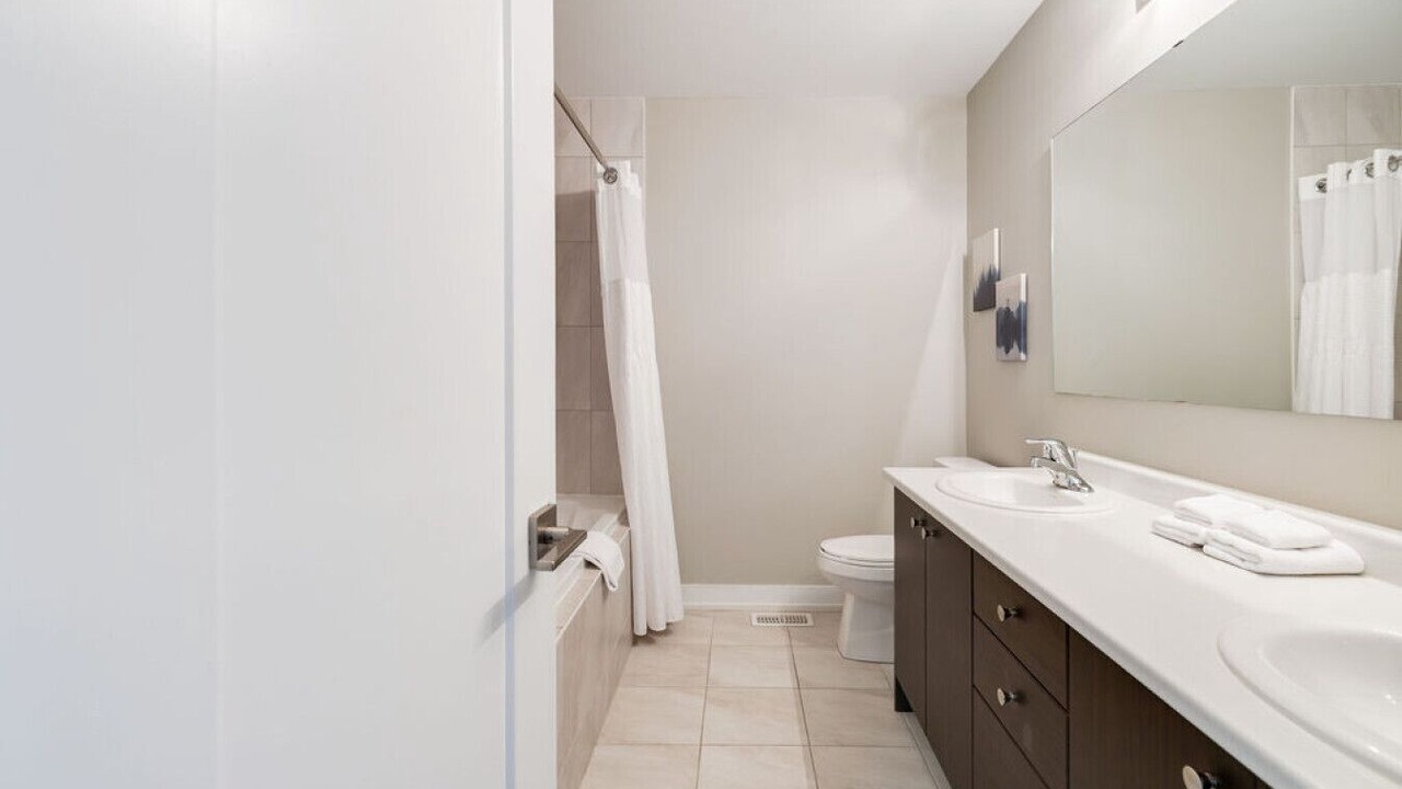 Photo of Bathroom in The Blue Mountains