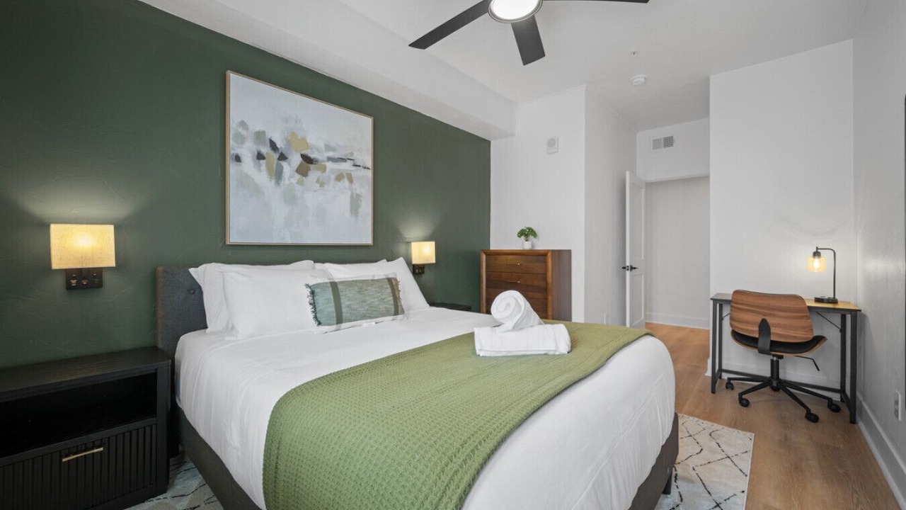 Photo of Bedroom in Shadyside