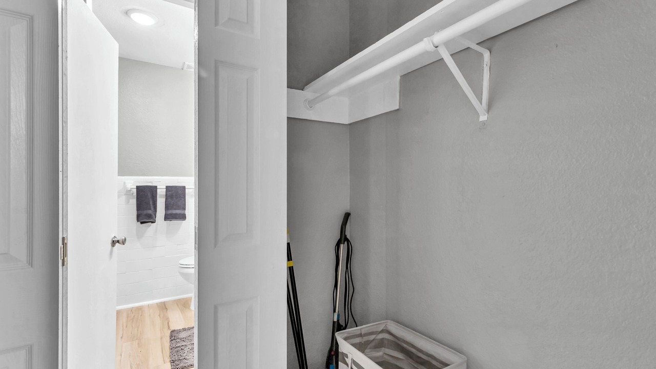 Photo of Bathroom in Greenway Plaza-Upper Kirby