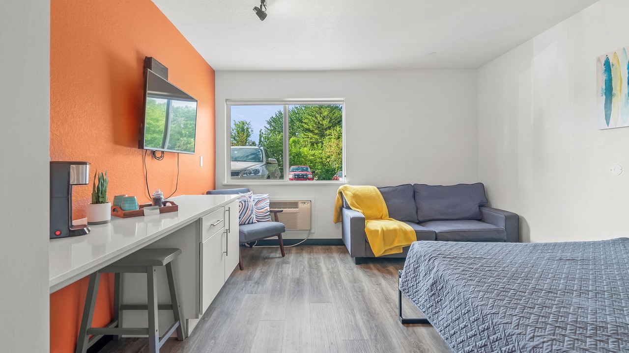 Photo of Bedroom in Cedar Falls