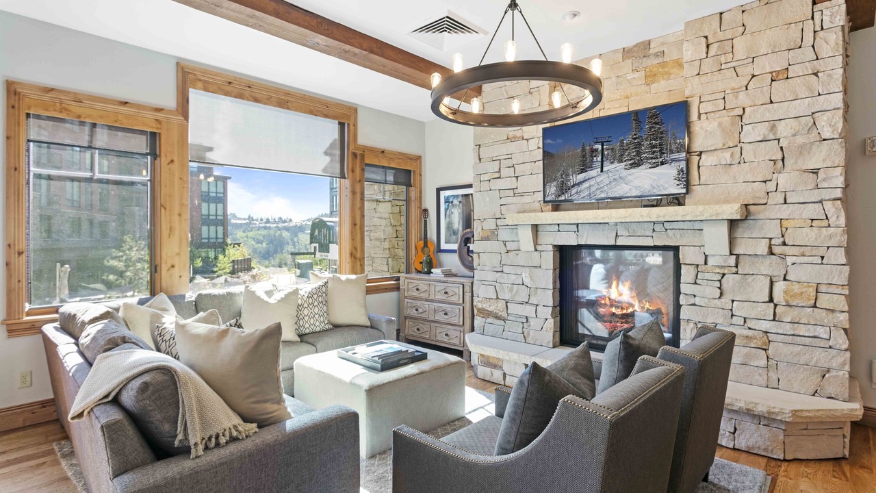 Photo of Livingroom in Empire Pass